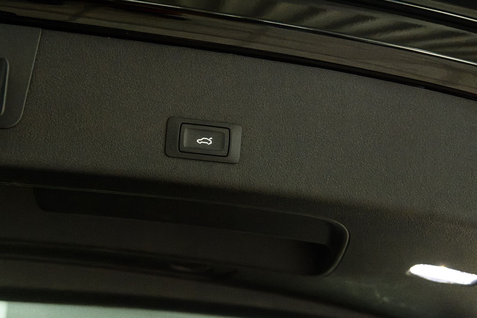 Fahrzeugabbildung Audi e-tron 50 quattro LED+NAVI+SZH+RFK