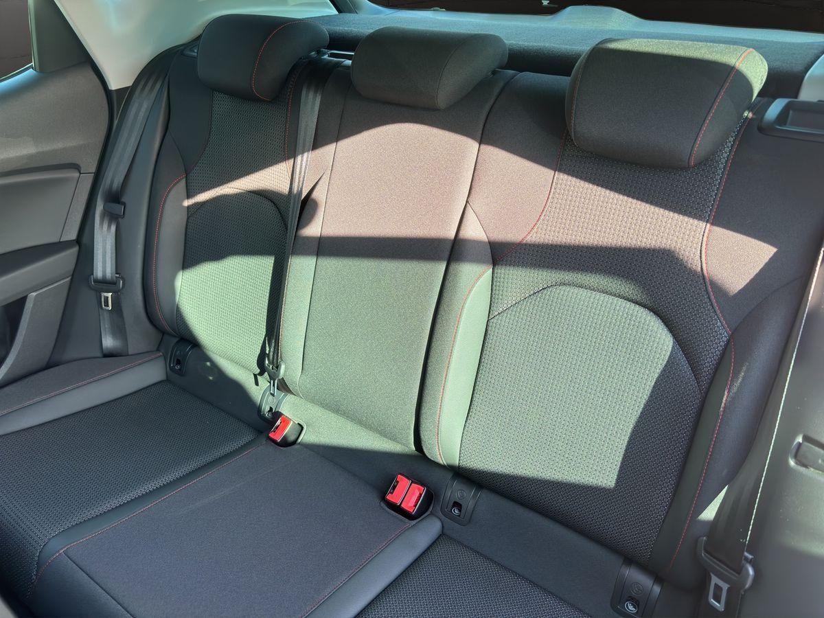 Leon FR 1.4 TSI AHK LED GRA NAVI PDC v+h