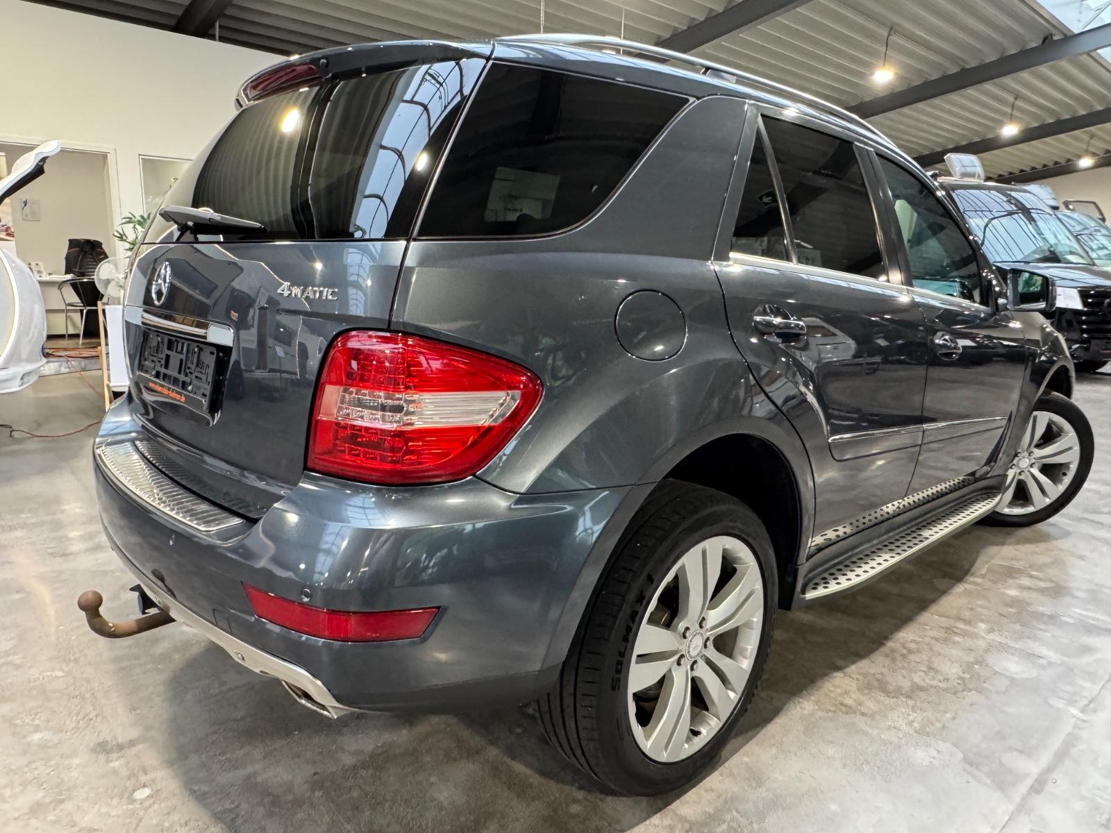 Mercedes-Benz ML 350 LPG Gas Leder 20" RFK AHK Sportpaket