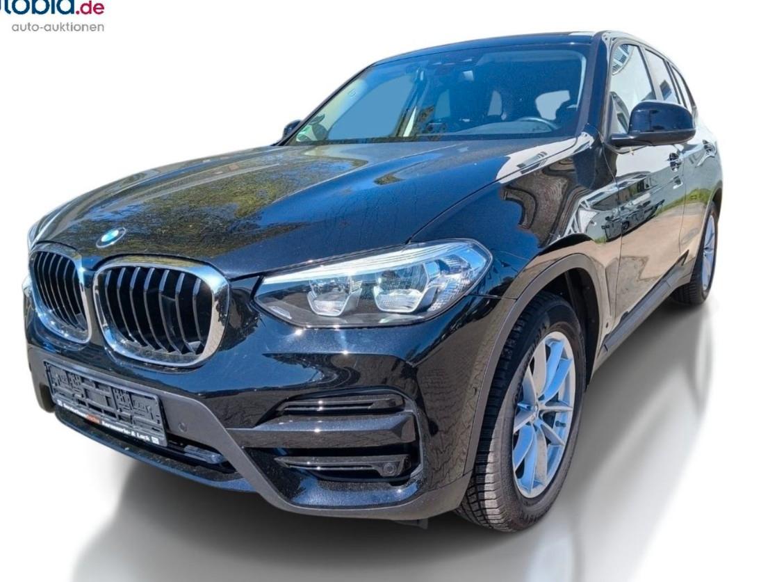 BMW X3 xDrive 20i*Adv.*Kamera*Pano*HuD*AHK*LED*Sport