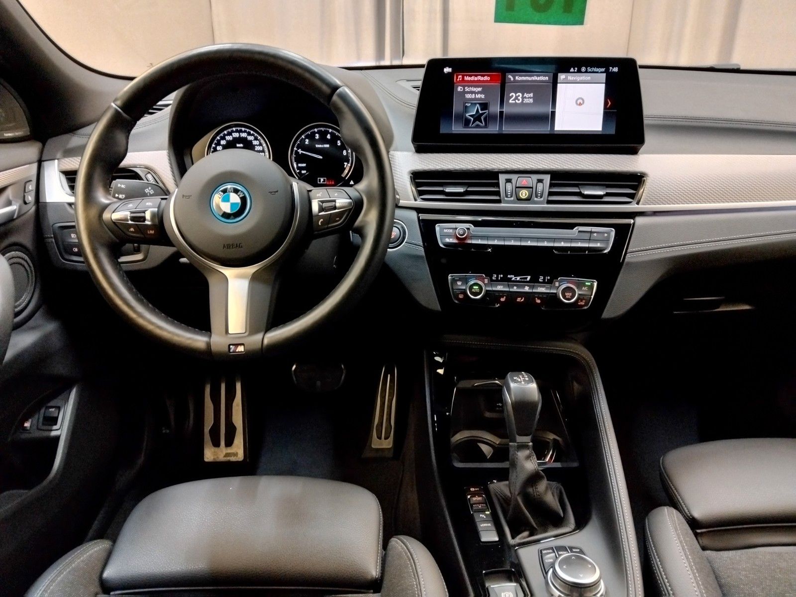 BMW X2 (06/2026, Hybrid (Benzin/Elektro))