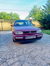 Volkswagen Golf 1.8 Auto Standard - Oldtimer: bis 3000 Euro