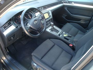 Volkswagen Passat Variant - 11