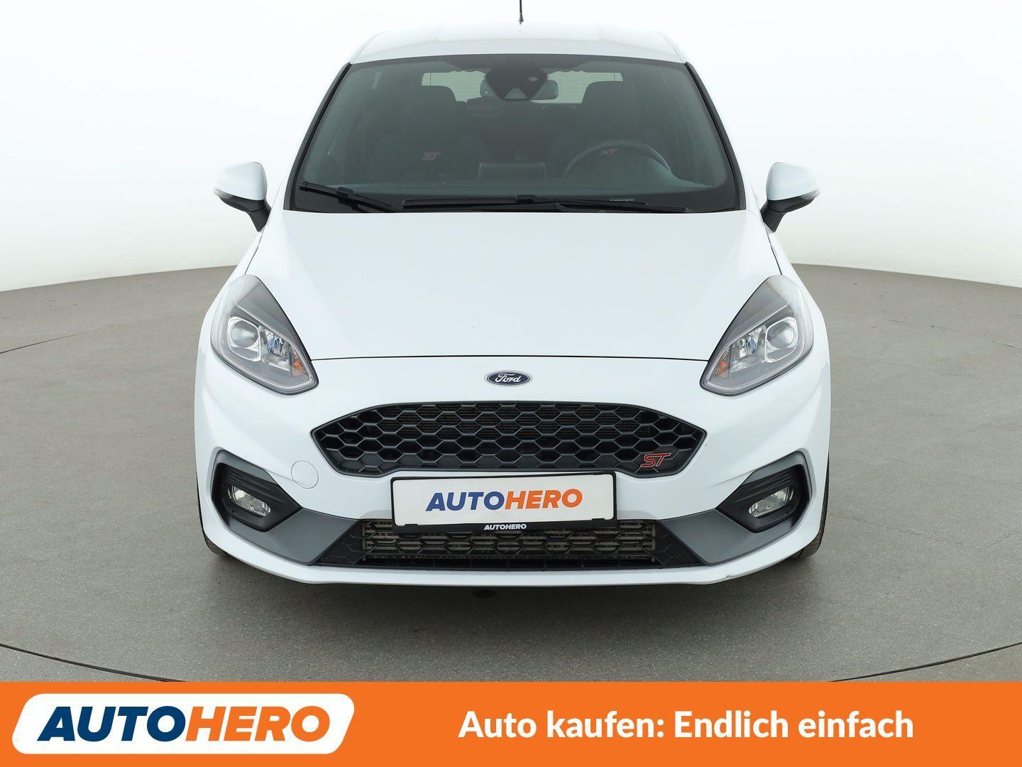 Ford Fiesta 1.5 EcoBoost ST*TEMPO*PDC*SHZ*RECARO*BT*