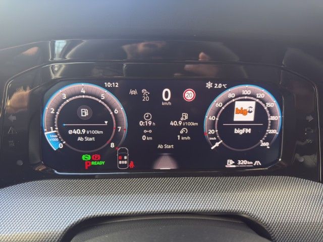 Golf R-Line 1.5 l eTSI DSG NAVI+WR+AREAVIEW+LED+