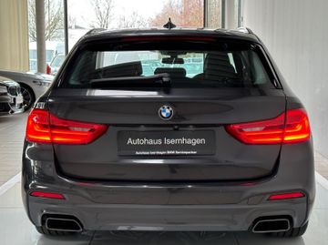 Fahrzeugabbildung BMW M550d xD ACC SoftCl 360°Panorama DispKey HUD DAB