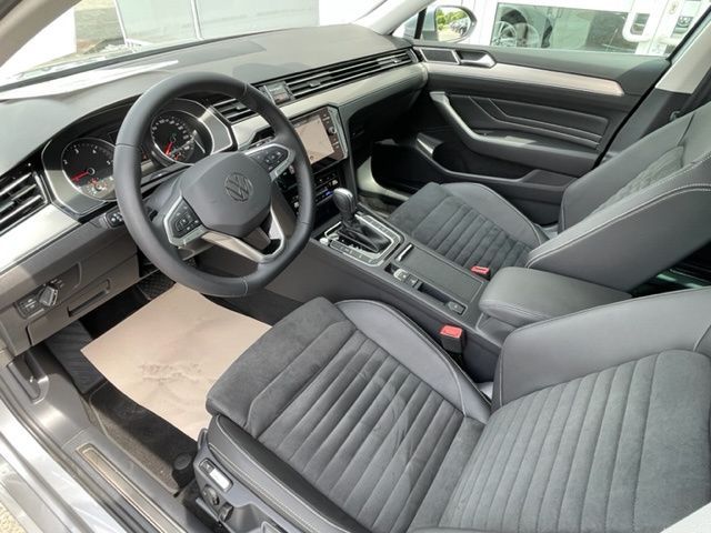 Passat Variant 2.0 TDI Elegance Bluetooth Navi