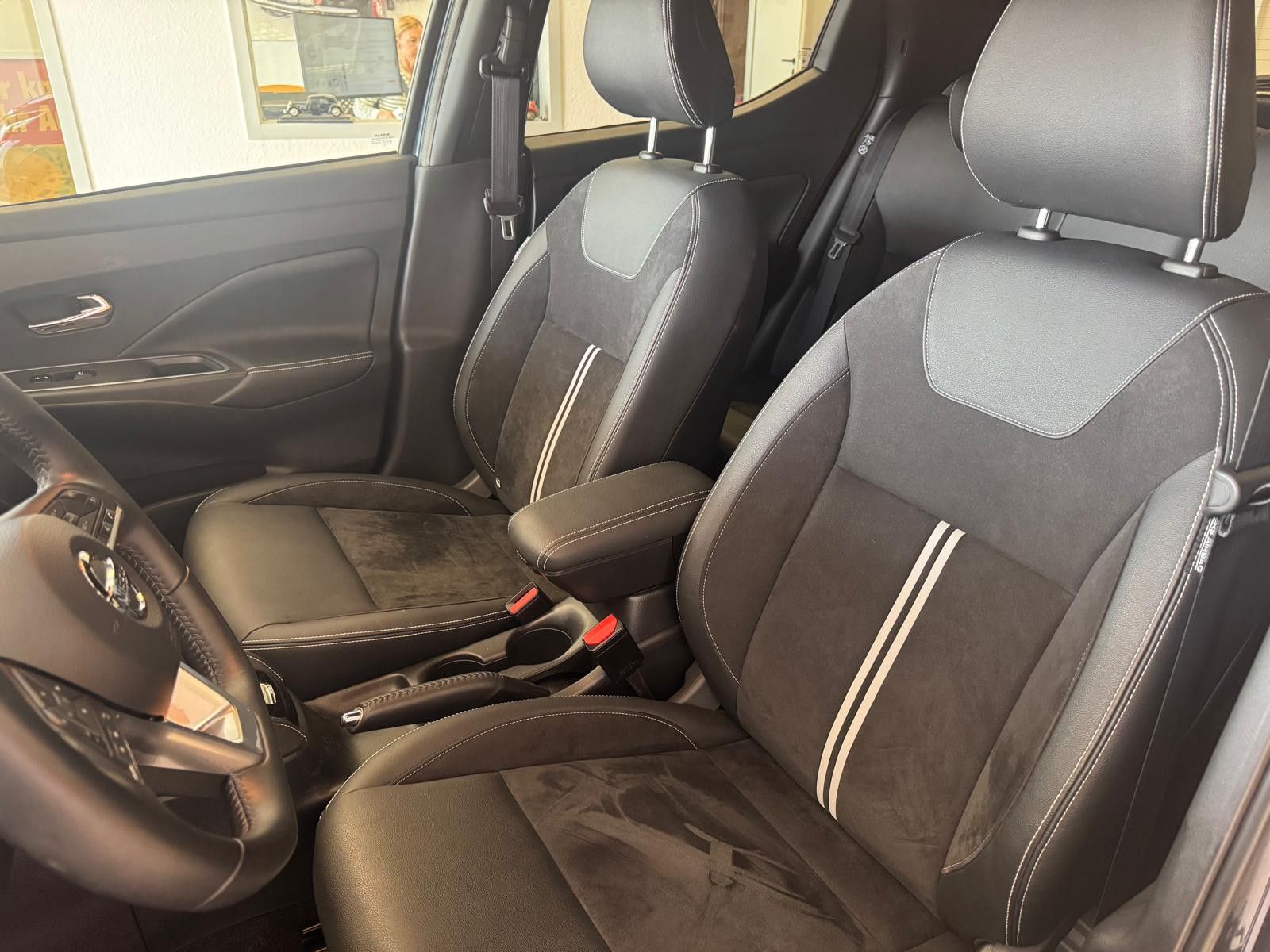 Fahrzeugabbildung Nissan Micra N-Sport 1.HAND/SCHECKHEFT/NAVI/KLIMA