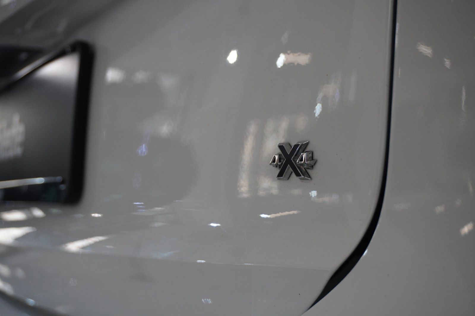 Fahrzeugabbildung Opel Insignia B ST 2.0D DYNAMIC 4X4 NAVI/LED/SHZ/AHK