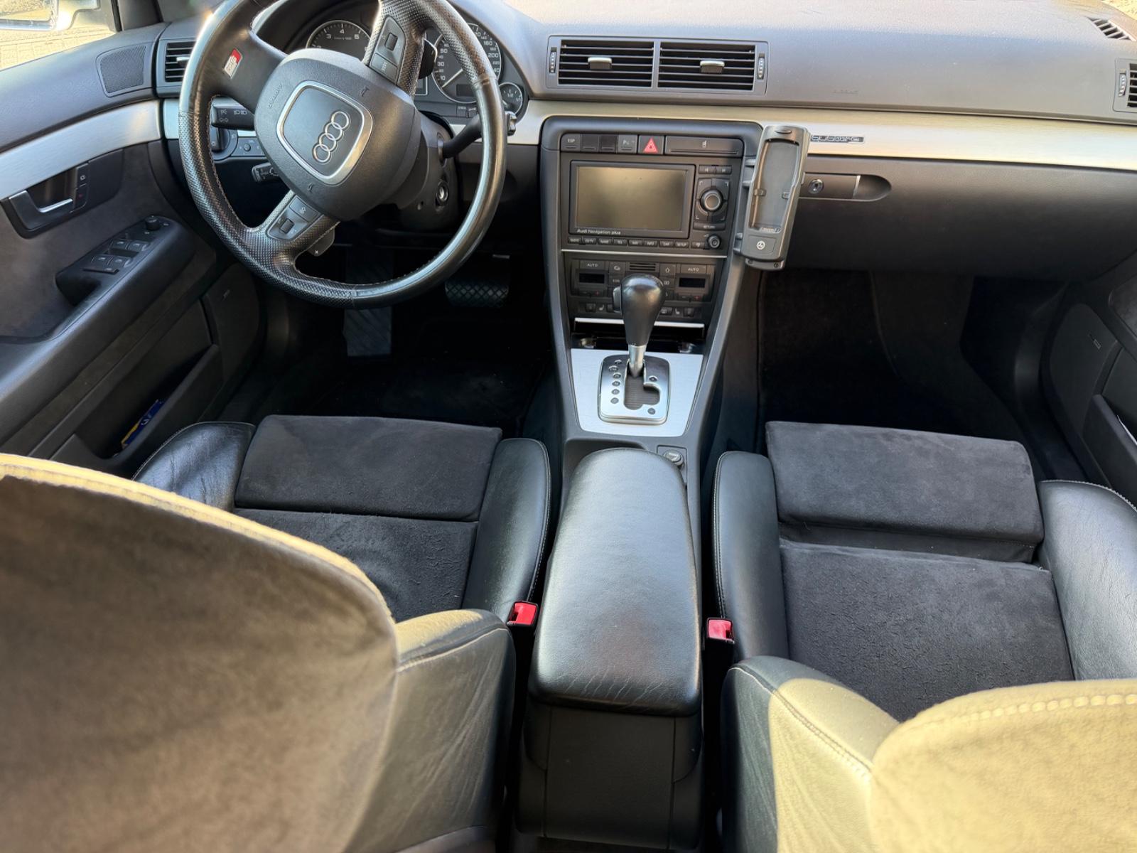 Audi S4 2005 — двигун 4.163 cm³, 344 HP (253kW)