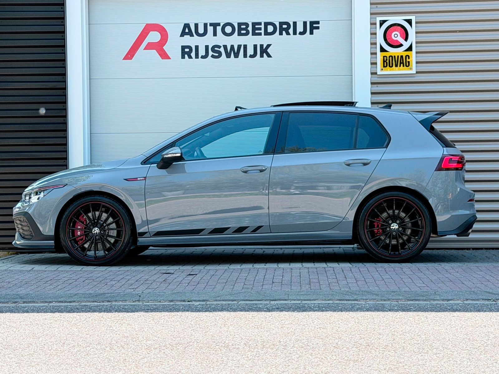 Volkswagen Golf 2.0 TSI GTI Clubsport Pano/Akra/H&K/Matrix imagem 2
