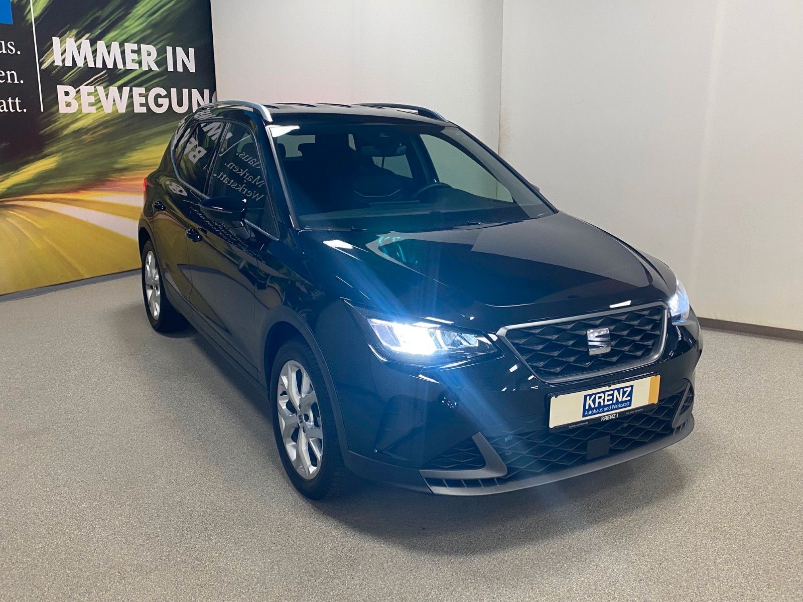 Fahrzeugabbildung SEAT Arona FR 1.0 TSI+NAVIGATION+ALLWETTER+WIRELESS+