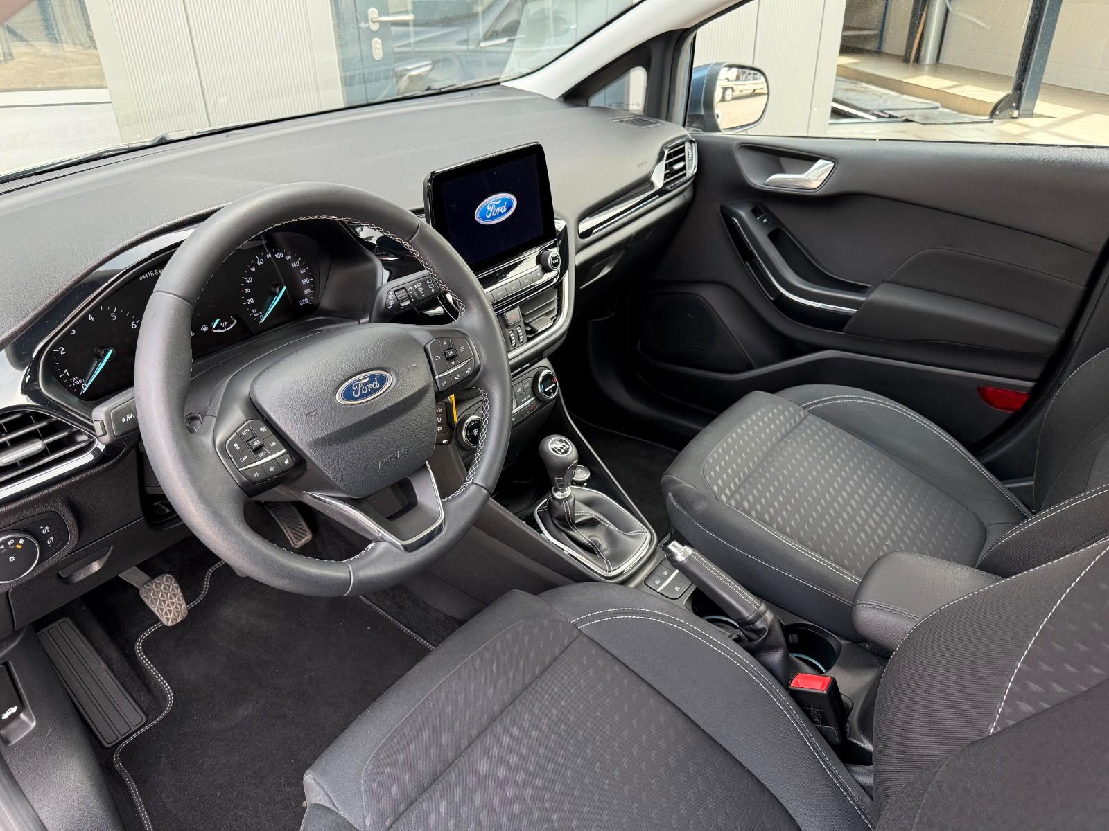 Ford Fiesta Titanium 8 FACH LED PDC RFK ACC DAB