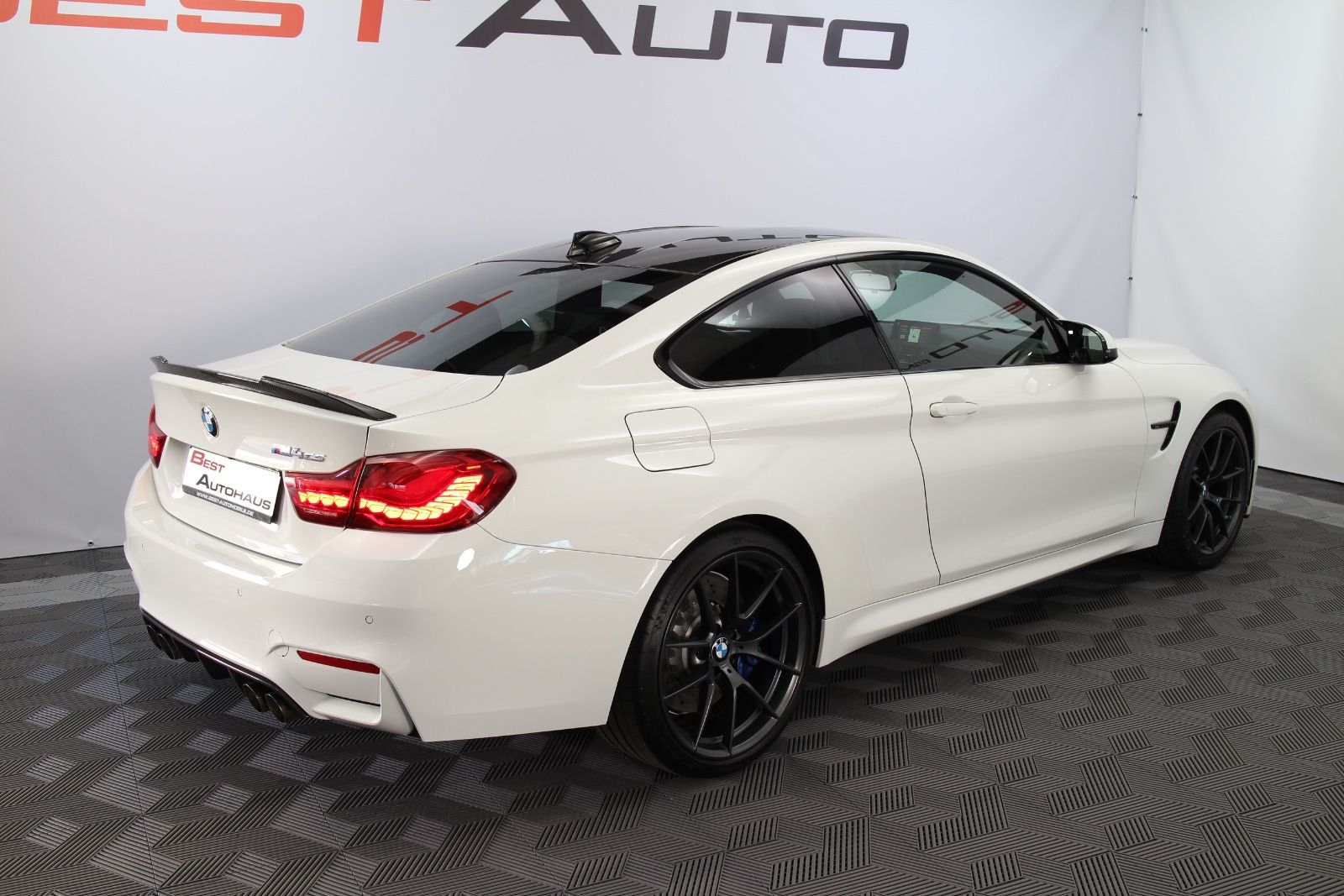 BMW M4 CS Head-Up M Driver's foto 9