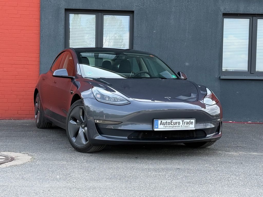 Image of Tesla Model 3