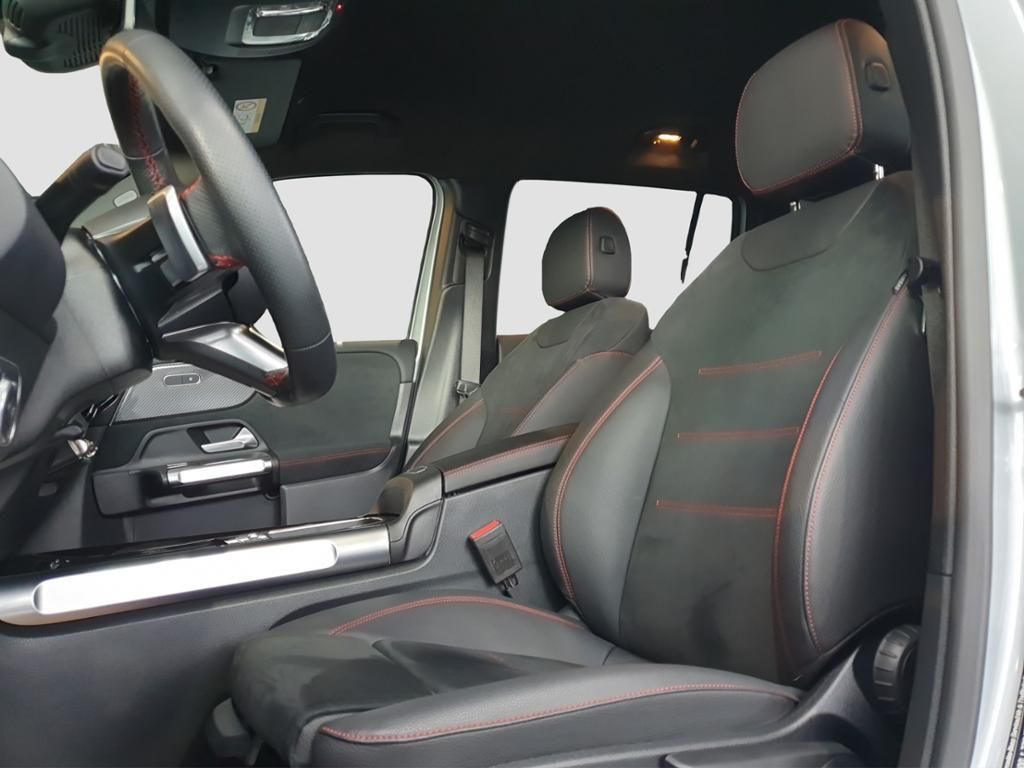 Fahrzeugabbildung Mercedes-Benz GLB 200 d AMG Line*NightPaket*Anhängevorrichtung