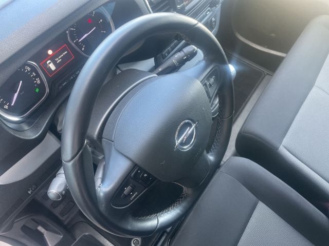 Fahrzeugabbildung Opel Zafira Life 2.0 D, L Selection AHK, Navi, 9-Sitz