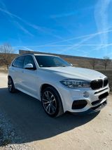BMW X5 xDrive50i M XDRIVE TOP VOLL PANO HEAD UP SOFT - BMW X5: Xdrive50i