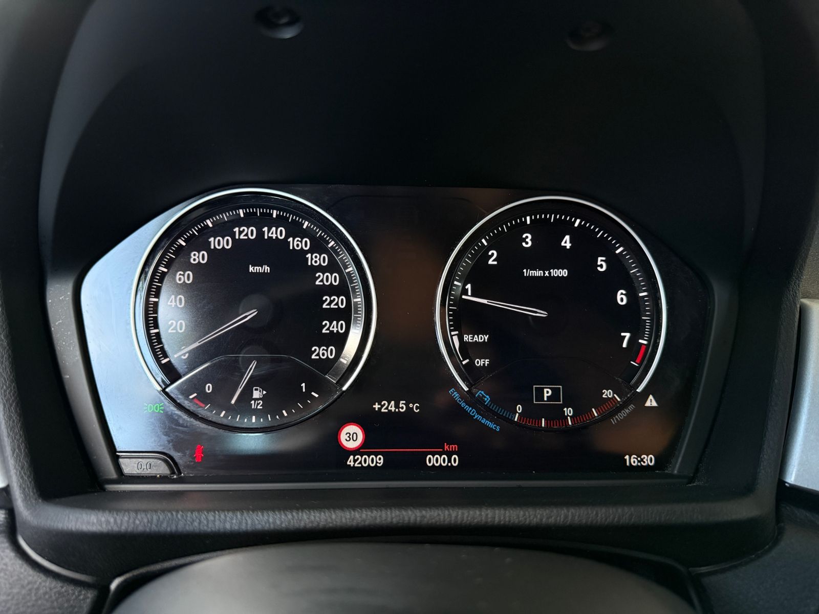 Fahrzeugabbildung BMW X2 sDrive 20 i HUD LEDER KAM LED 18"