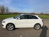 Audi Q3 2.0 TFSI quattro -,AHK,Panorama, - Audi Q3 in Duisburg