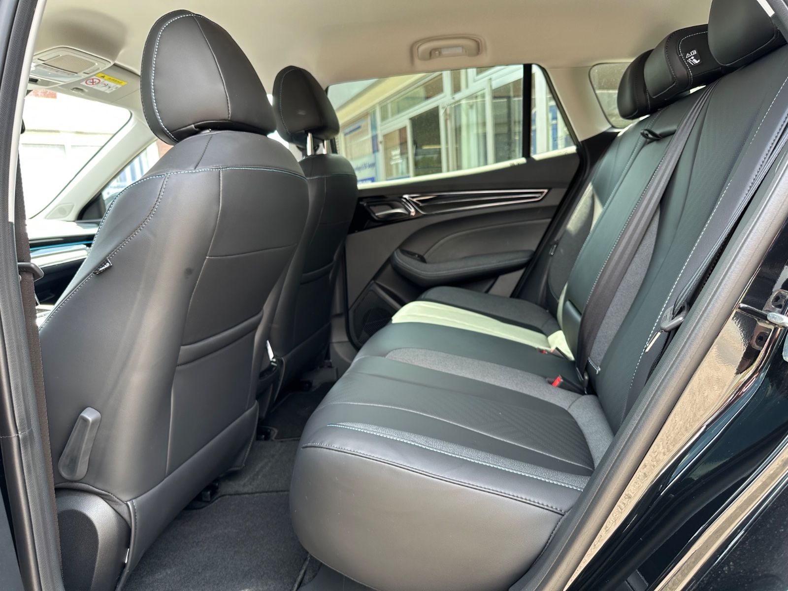 Fahrzeugabbildung MG MG5 Luxury Navi/ACC/LED/360°-Kamera/Shzg./17"