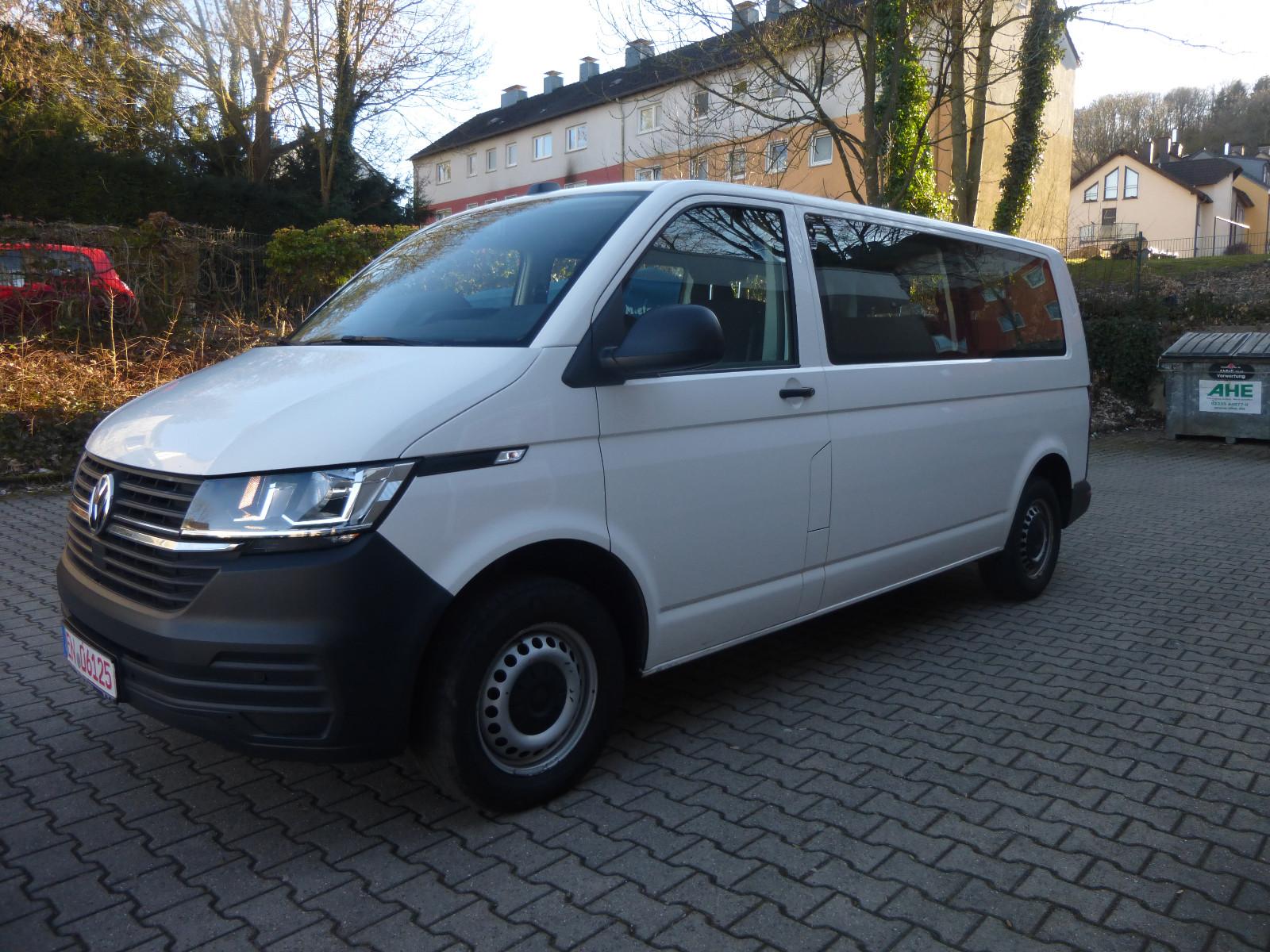Volkswagen T6.1 LANG-8-SITZER,NAVI,DSG,KLIMA,2xPDC,RFK,AHK!