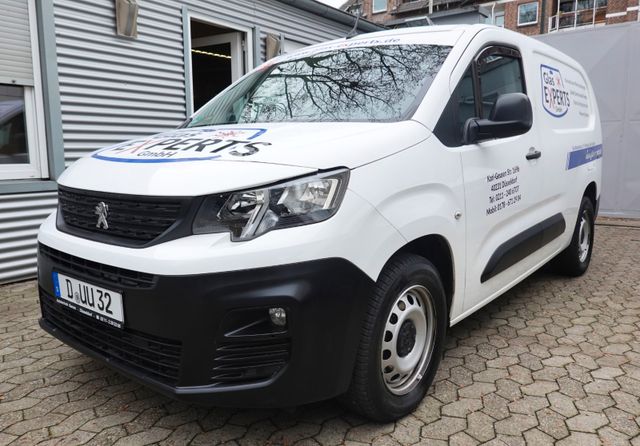 Peugeot Partner Grip L2 1 Hand Navi 3sitzer