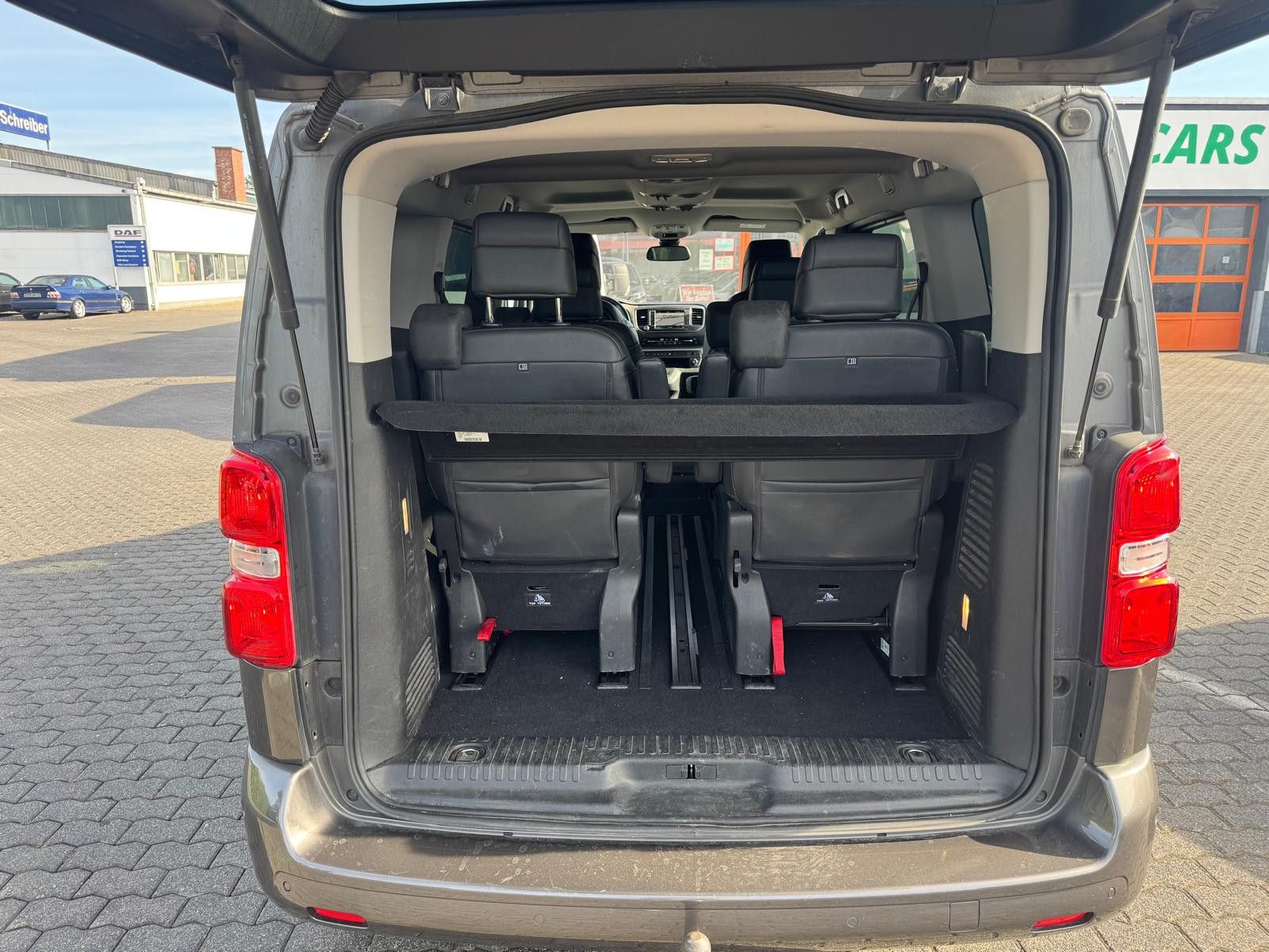 Fahrzeugabbildung Peugeot TravellerBusiness/ 1.HAND/SCHECKHEFT/ZAHNRIEMEN