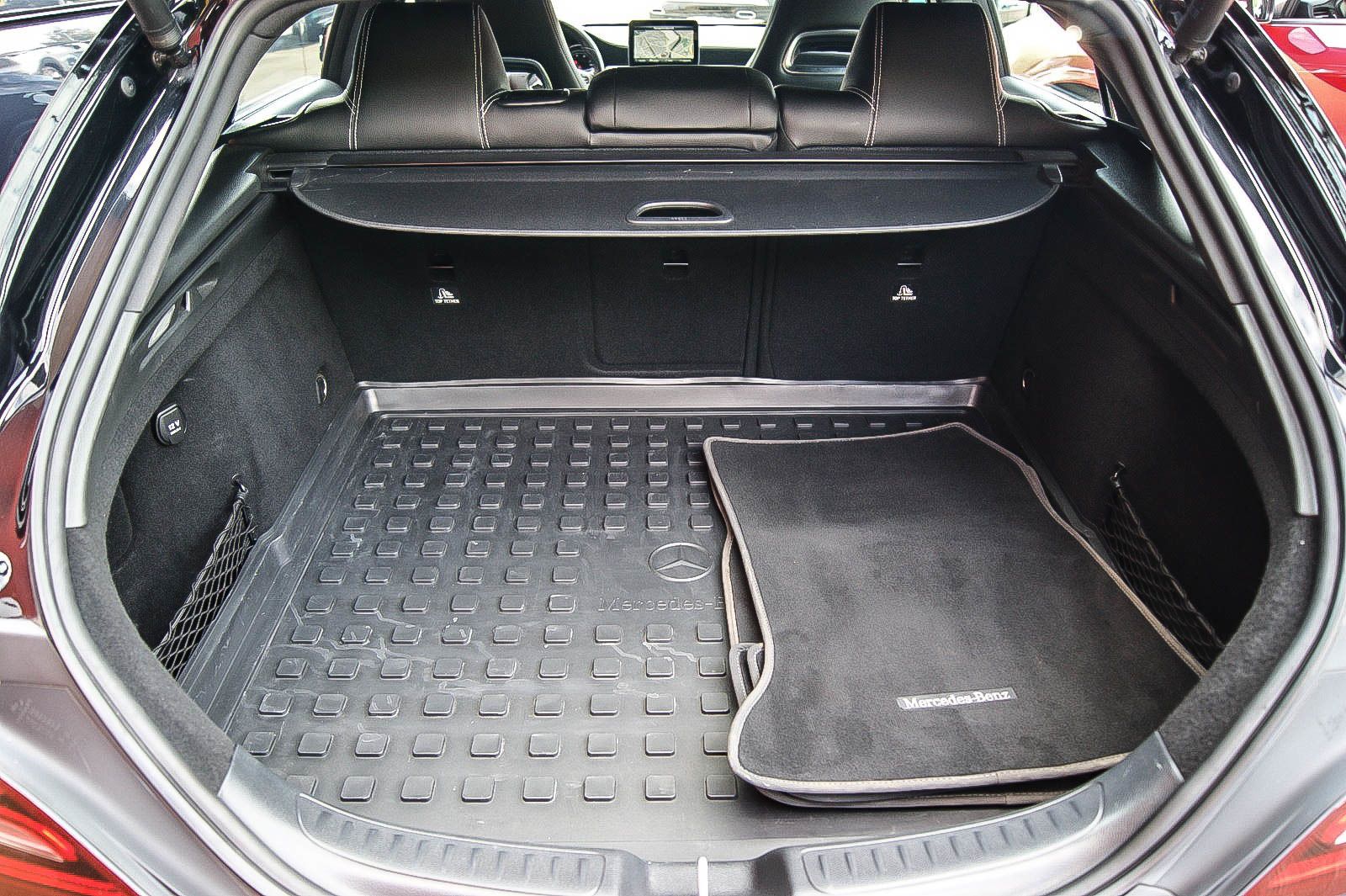 Fahrzeugabbildung Mercedes-Benz CLA 200 Shooting Brake 7G-DCT LED KEYLESS NAVI