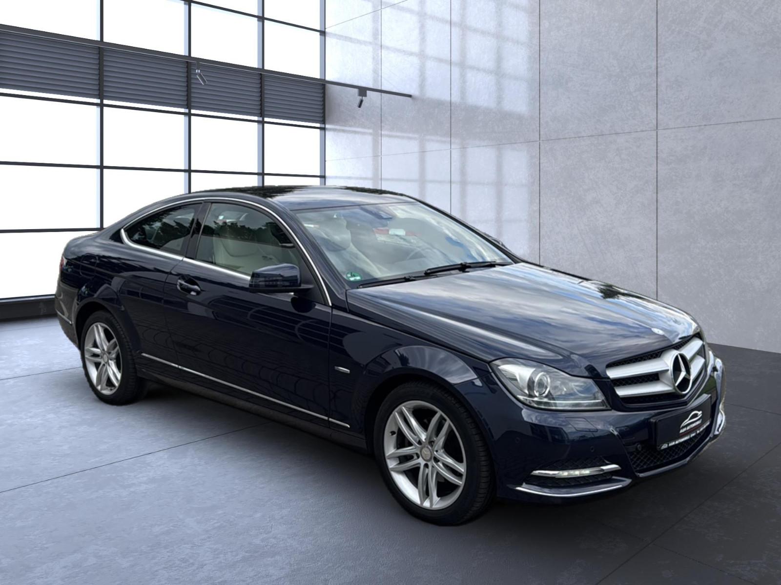 Mercedes-Benz C 180 Coupe CGI+BI-XENON+NAVI+LEDER+PDC+ALU