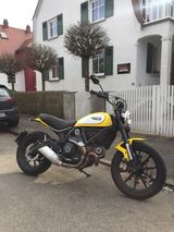 Ducati Scrambler - DUCATI GELB