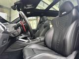 BMW X5 M Competition M Driver SkyPano DA/PA Prof B&W - BMW X5 M mit Panoramadach