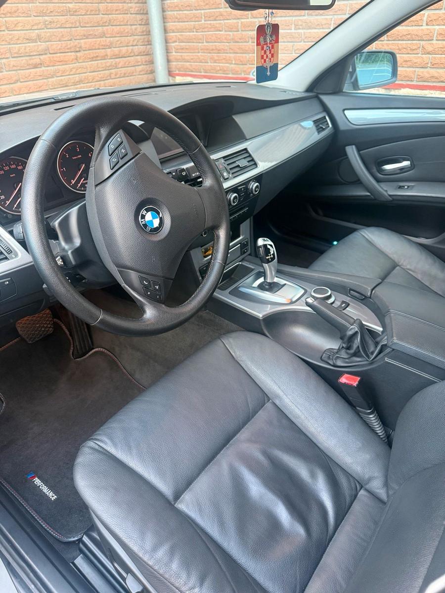 BMW 525 2008 — photo 9