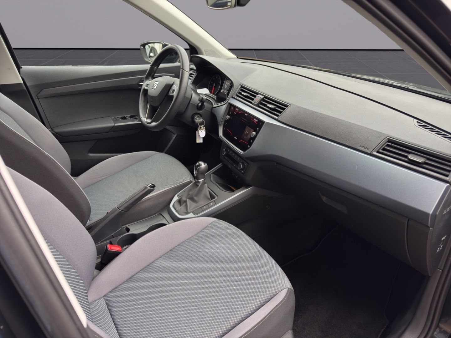 Fahrzeugabbildung SEAT Arona Style 1.0 TSI Klimaauto PDC Rückf Apple Ca