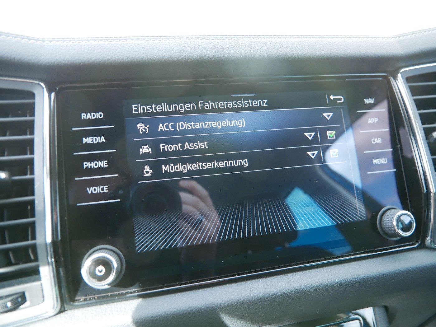 Fahrzeugabbildung SKODA Kodiaq 2.0 TDI STYLE DSG Kamera MATRIX SHZ+LHZ