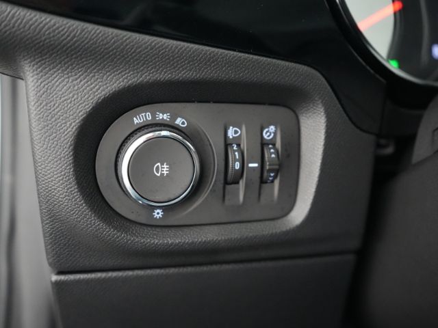 Corsa F EDITION+SITZHEIZUNG+LENKRADHEIZUNG+PARKP