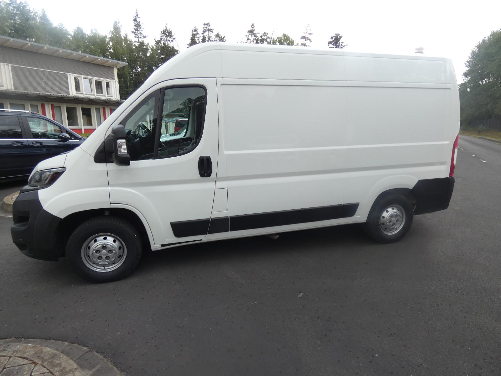 Peugeot Boxer Kasten Hochraum 333 L2H2 Premium BlueHDi 1