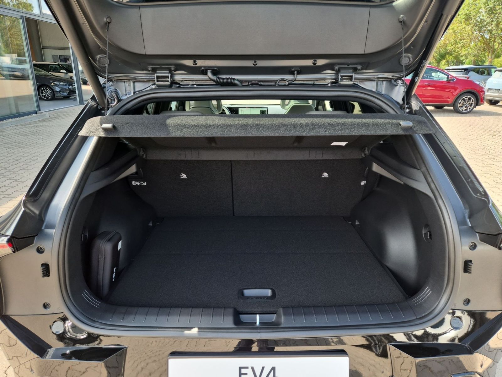 Fahrzeugabbildung Kia EV4 81 FWD GTL DWP COM CON GD