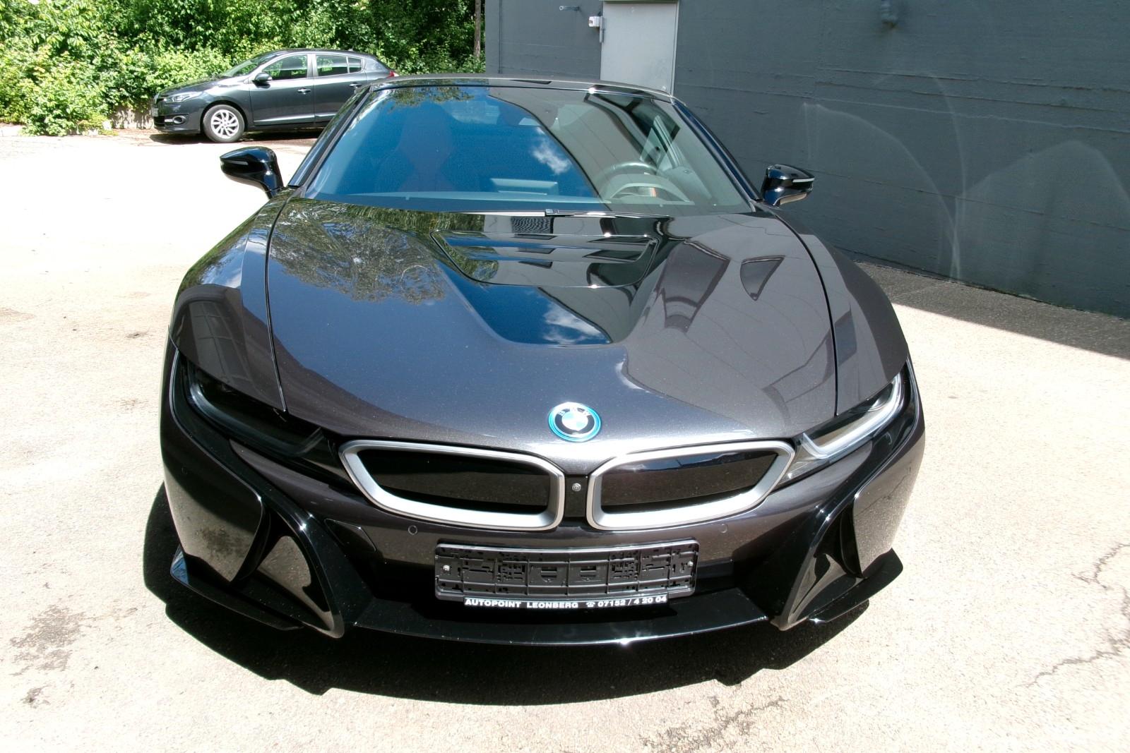 BMW i8 Roadster