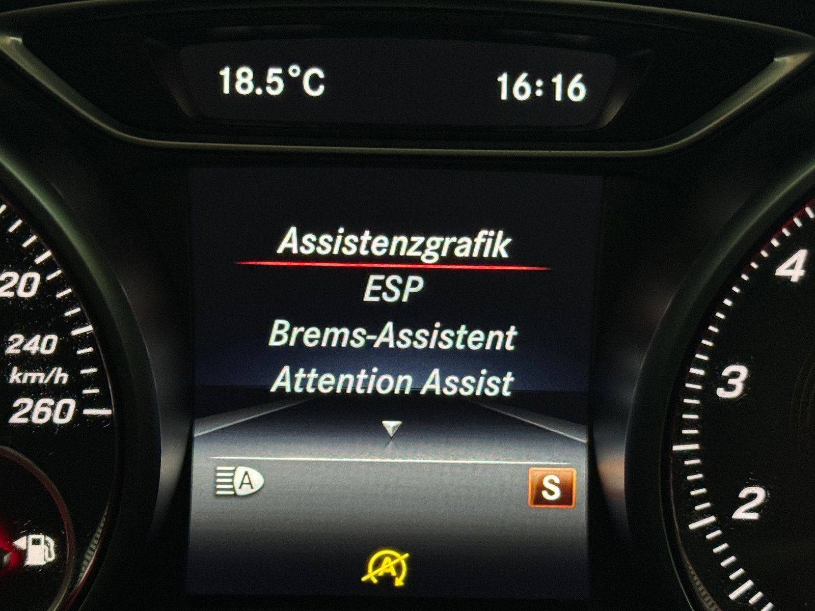 Fahrzeugabbildung Mercedes-Benz CLA 200 SB 3X AMG LINE NIGHT LED MATT FOLIERT