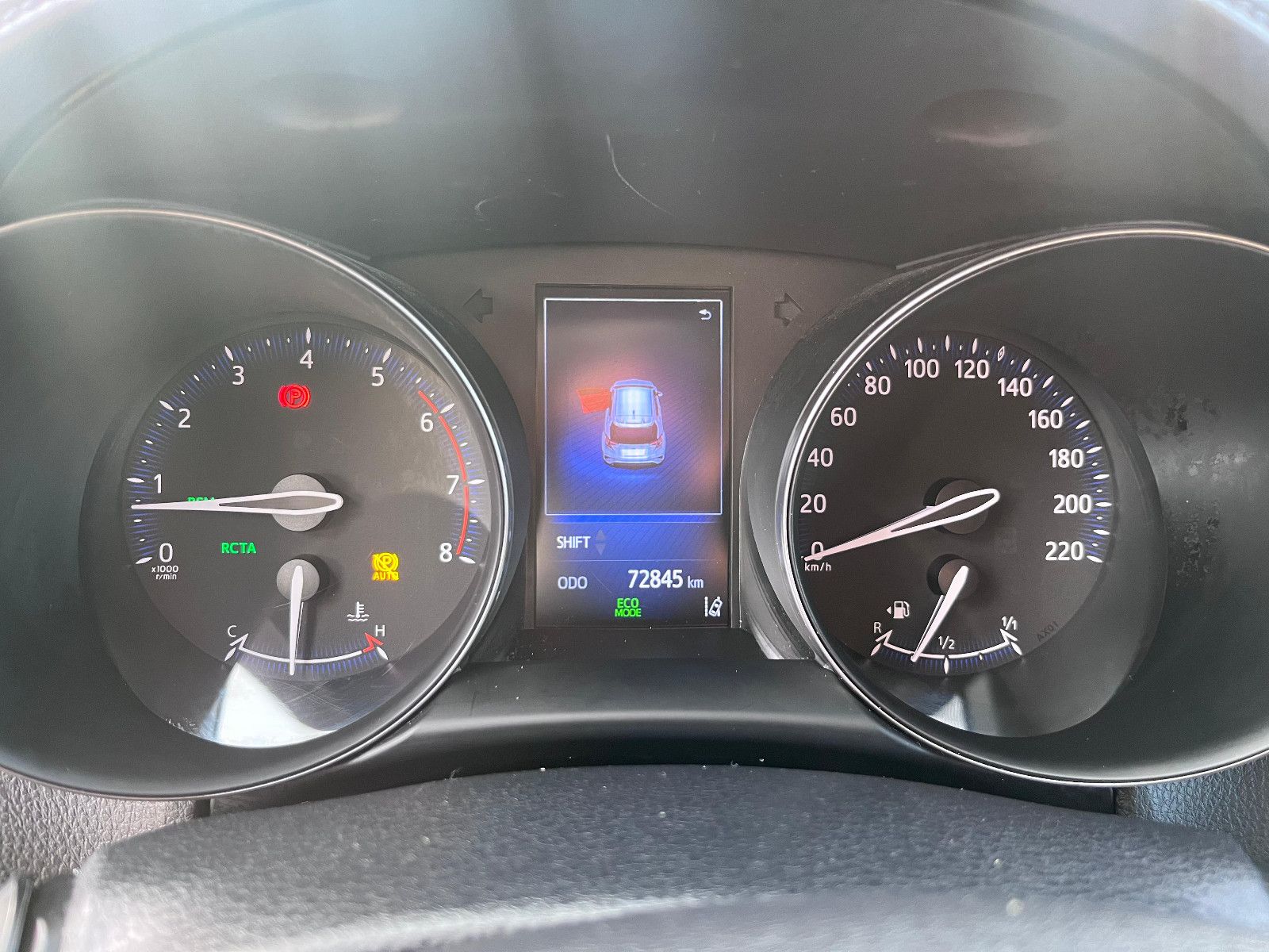 Fahrzeugabbildung Toyota C-HR Style