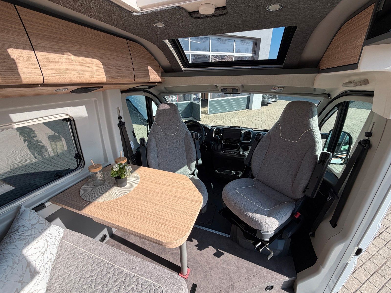 Fahrzeugabbildung Malibu Van Diversity GT skyview 640 LE K Lucca MJ26