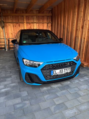 AUDI A1 40 TFSI Sportback - S line turboblau