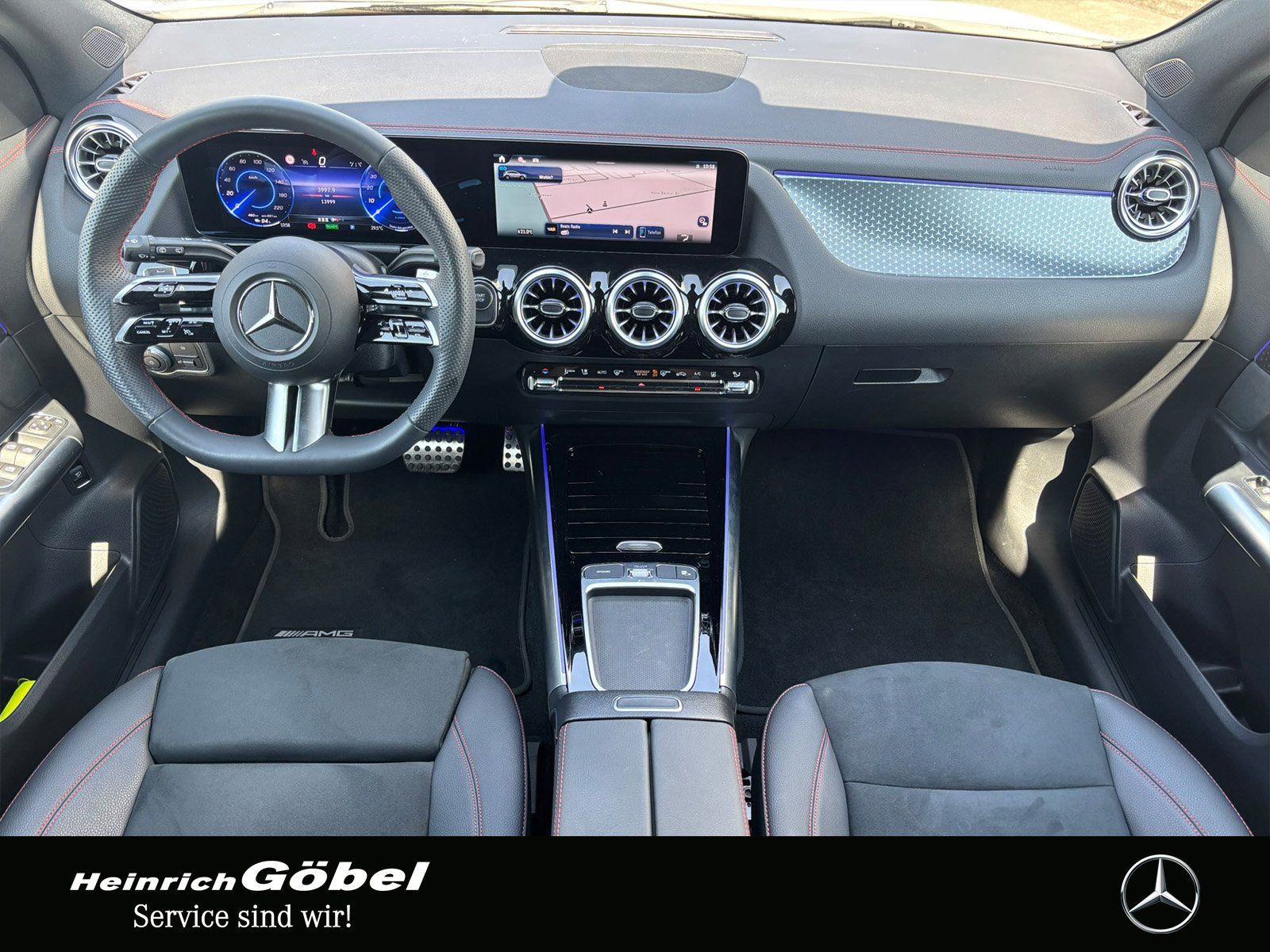 Fahrzeugabbildung Mercedes-Benz EQA 250 AMG*TOTWINKEL*APPLE-CARPLAY*AMBIENTEBEL