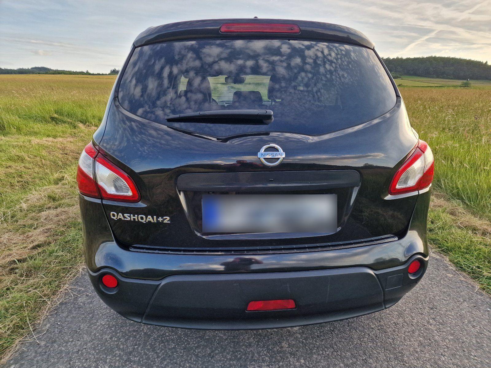 Nissan Qashqai+2 2010 — engine 141 HP (104kW)