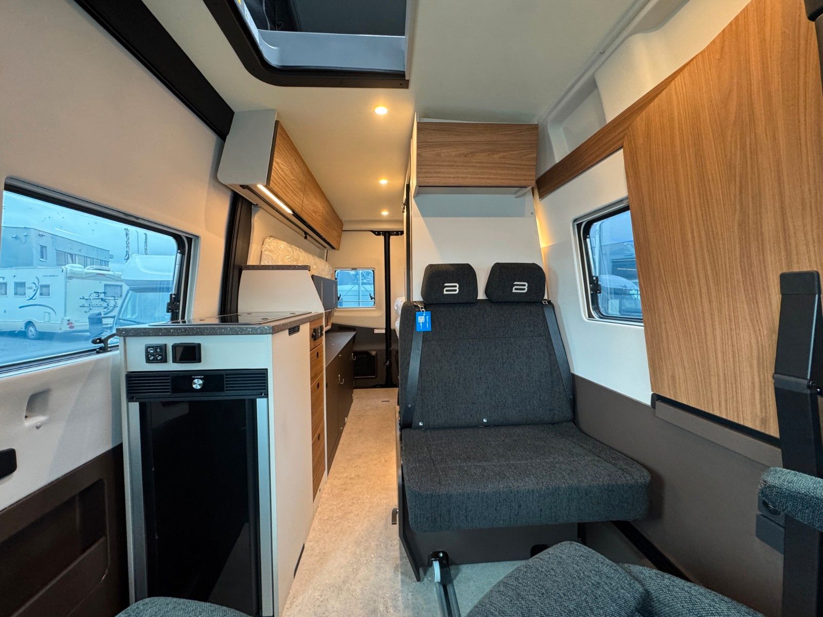 Fahrzeugabbildung Bürstner Habiton HMX 4x4 Schlafdach SIE SPAREN € 8.008,-!