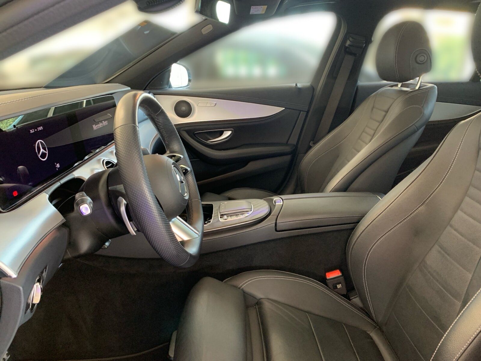 Mercedes-Benz E 220 d Limousine AMG NIGHT AHK PANO 360°KAM foto 7