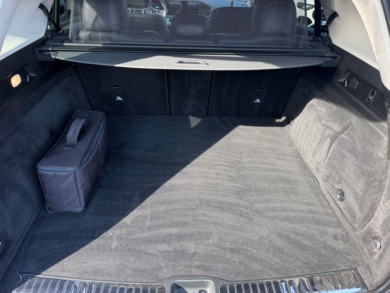Fahrzeugabbildung Mercedes-Benz GLE 350 de 4M AMG+AHK+AIRMATIC+SITZKL+BURM+KEYL+