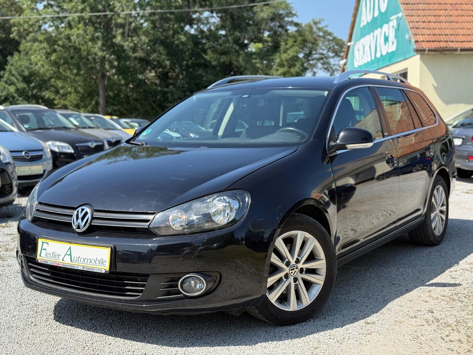 Volkswagen Golf 1.6 TDI Style Variant/KLIMAAUT/SITZHZG/NAVi