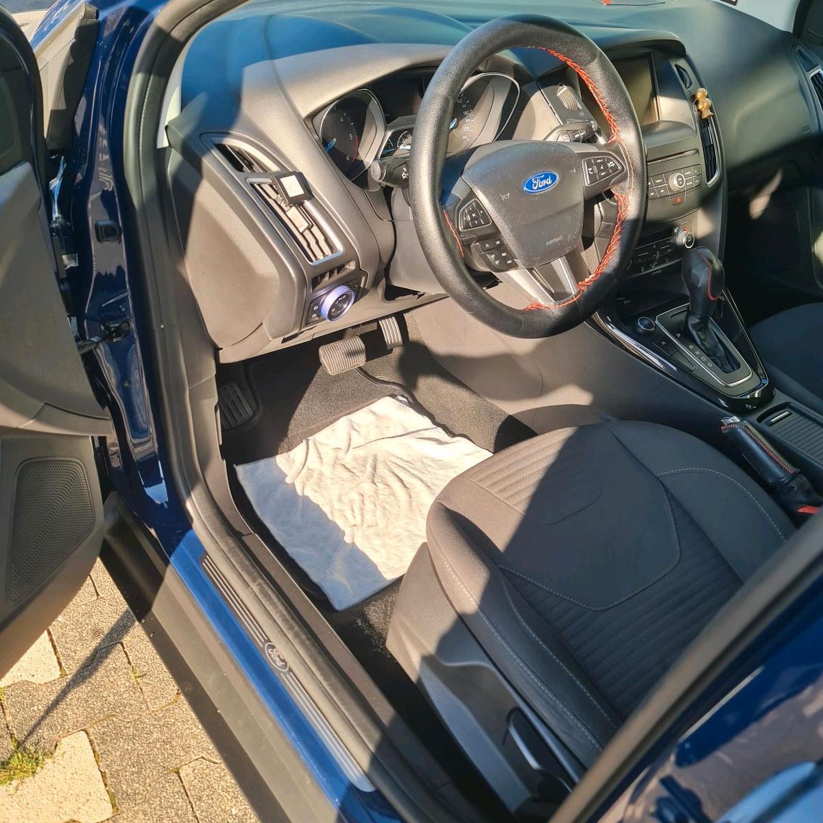 Ford Focus 2015 — engine 120 HP (88kW)